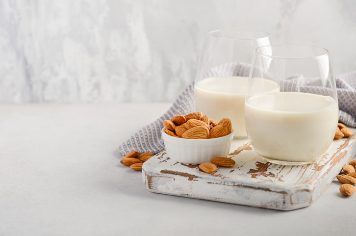 leche de almendras beneficios